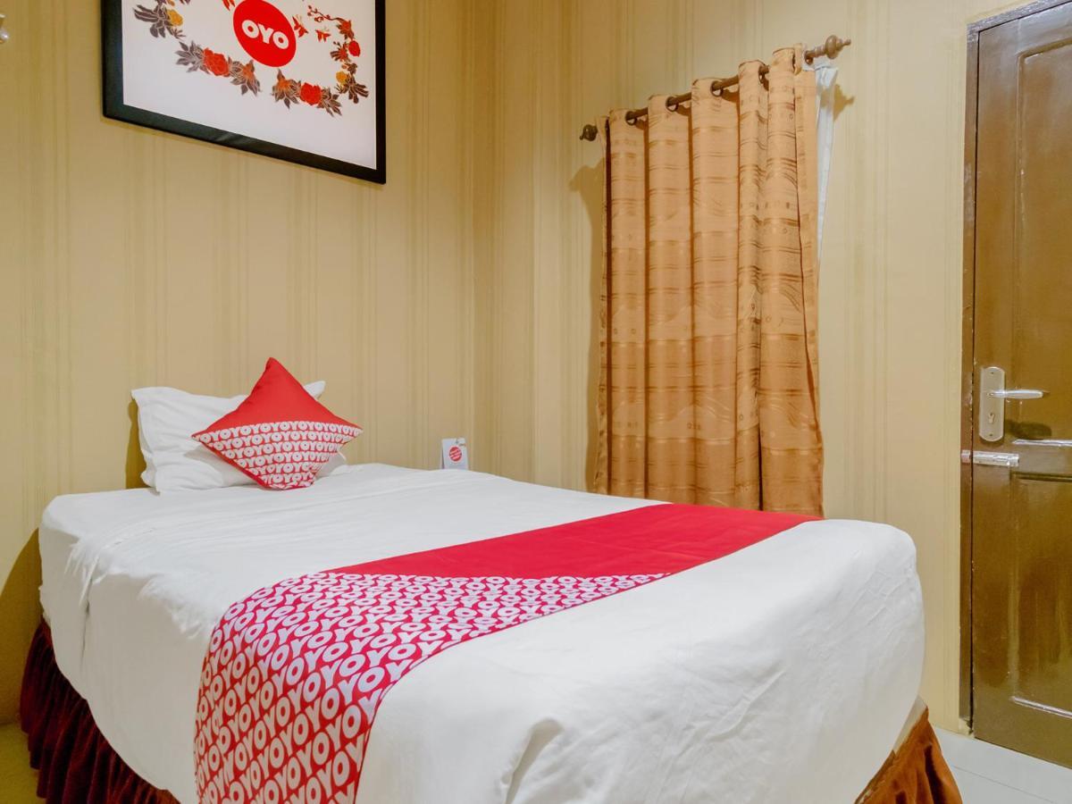 מדאן Oyo 741 Hotel Labuhan Raya מראה חיצוני תמונה