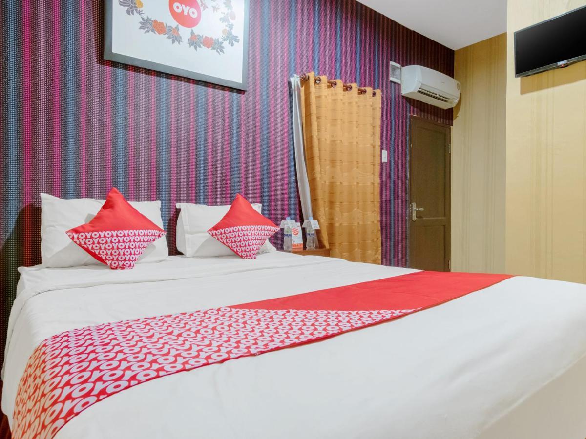 מדאן Oyo 741 Hotel Labuhan Raya מראה חיצוני תמונה