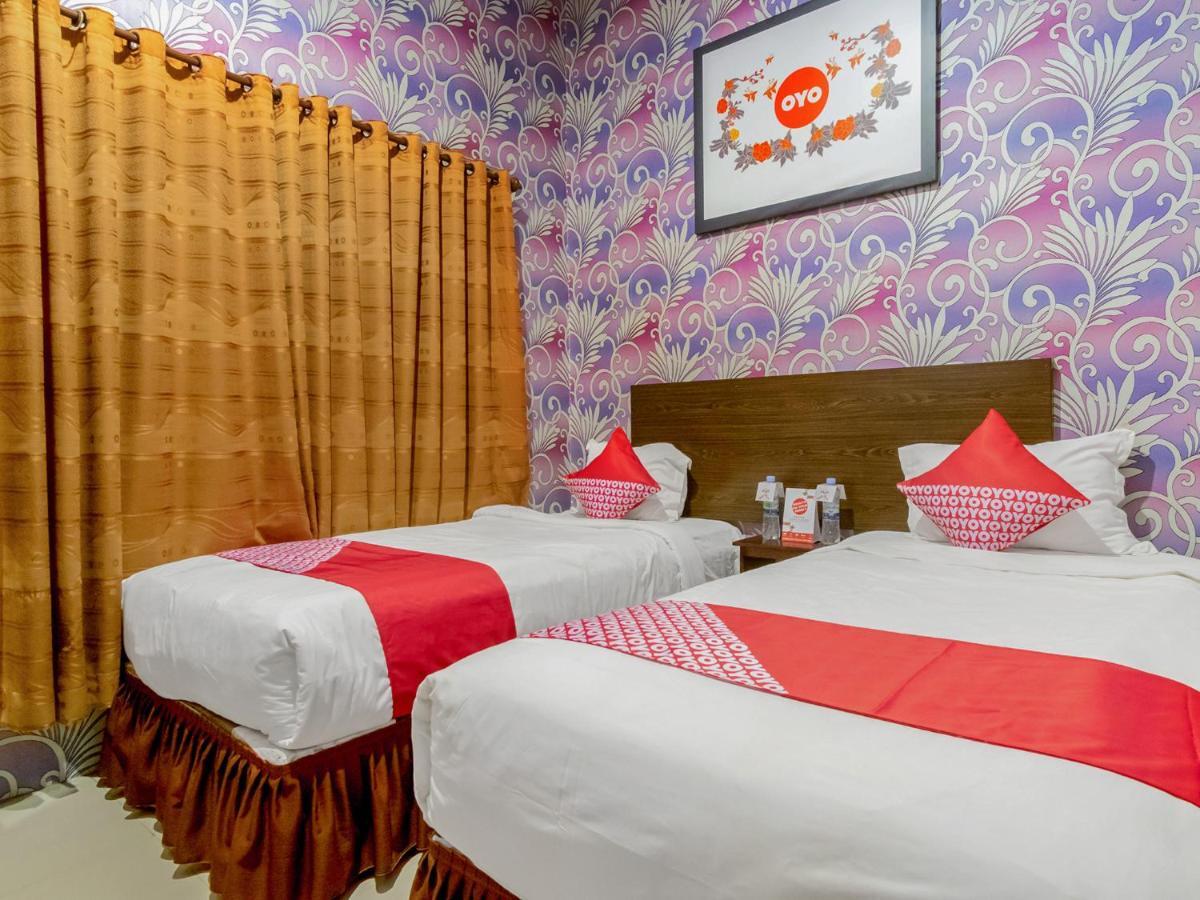 מדאן Oyo 741 Hotel Labuhan Raya מראה חיצוני תמונה