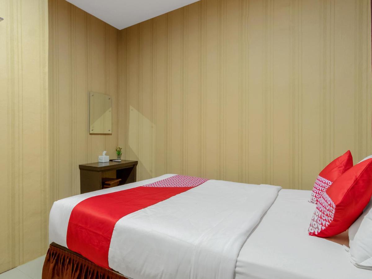 מדאן Oyo 741 Hotel Labuhan Raya מראה חיצוני תמונה