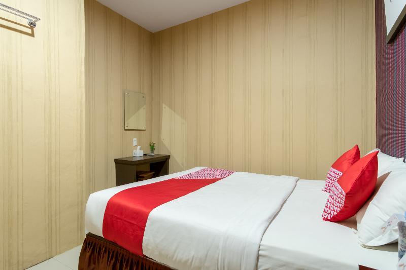 מדאן Oyo 741 Hotel Labuhan Raya מראה חיצוני תמונה