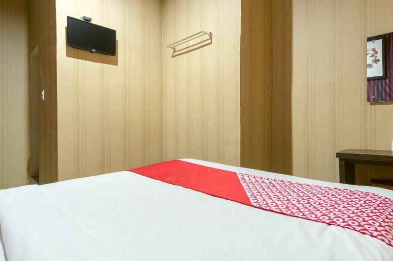 מדאן Oyo 741 Hotel Labuhan Raya מראה חיצוני תמונה