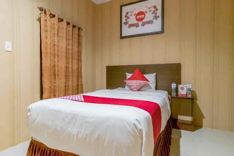 מדאן Oyo 741 Hotel Labuhan Raya מראה חיצוני תמונה